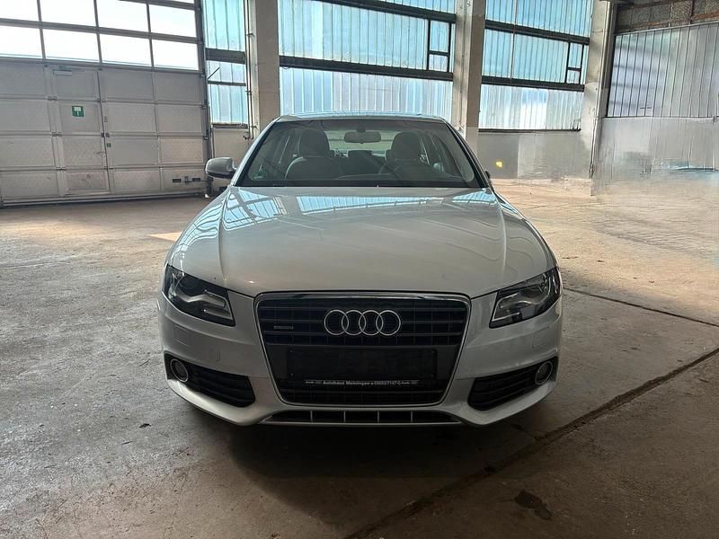 Gebraucht Audi A4 Sport 211 PS (155 kW) 2010 Silber Limousine
