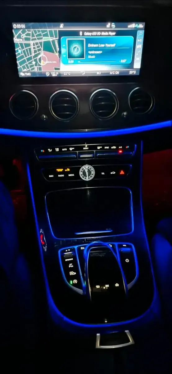Gebraucht Mercedes E220 Avantgarde 194 PS (142 kW) 2019 Grau Limousine