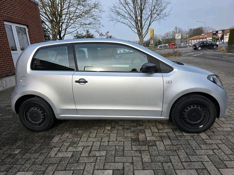 Gebraucht Seat Mii 60 PS (44 kW) 2015 Silber Kleinwagen