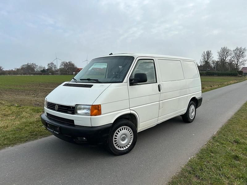 Gebraucht VW T4 102 PS (75 kW) 2002 Weiß Van