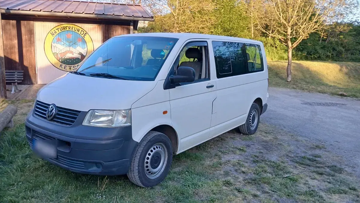 Gebraucht VW Transporter 105 PS (77 kW) 2004 Weiß Van