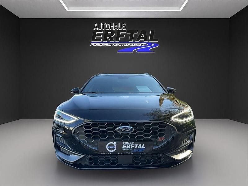 Gebraucht Ford Focus ST 280 PS (205 kW) 2022 Obsidianschwarz Kombi