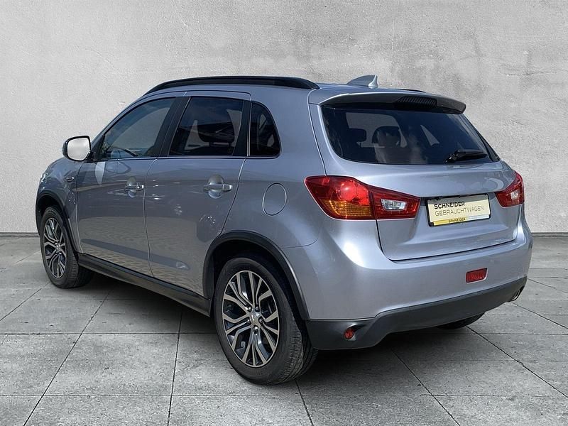Gebraucht Mitsubishi ASX Plus 150 PS (110 kW) 2017 Silber SUV