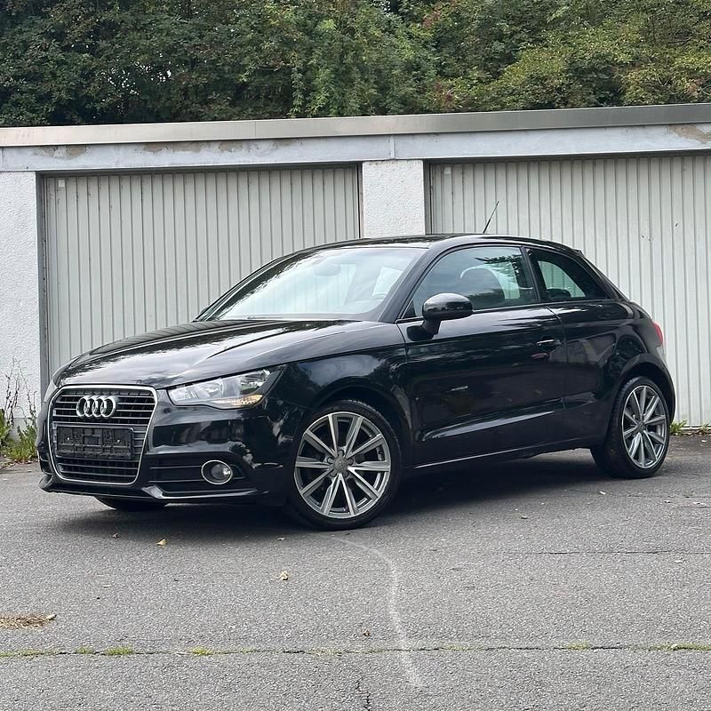 Schwarz Gebraucht 2010 Audi A1 Ambition Kleinwagen | 6.299 € (Guter Preis) - Bild 1/4