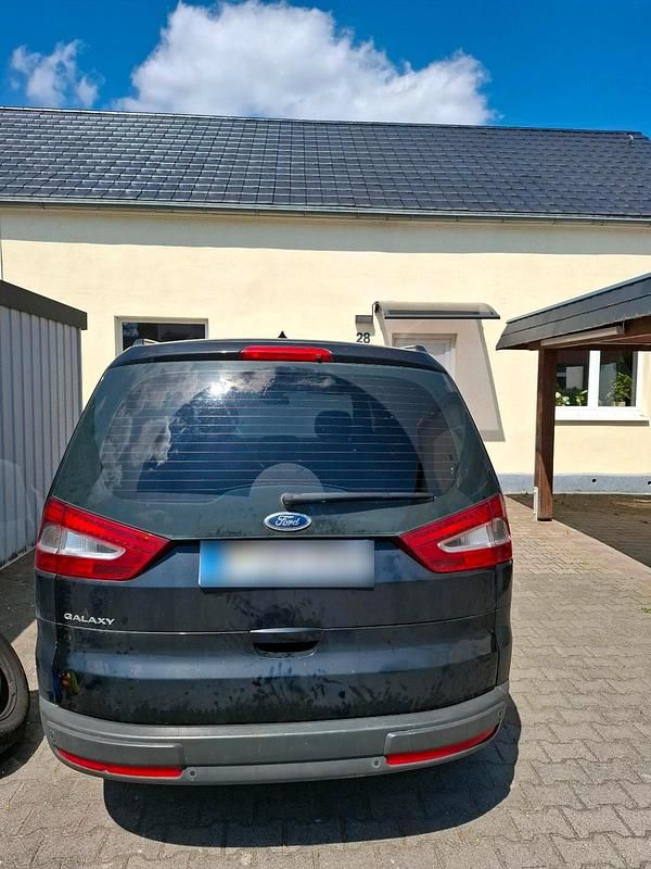 Gebraucht Ford Galaxy 140 PS (102 kW) 2011 Schwarz Van / Kleinbus