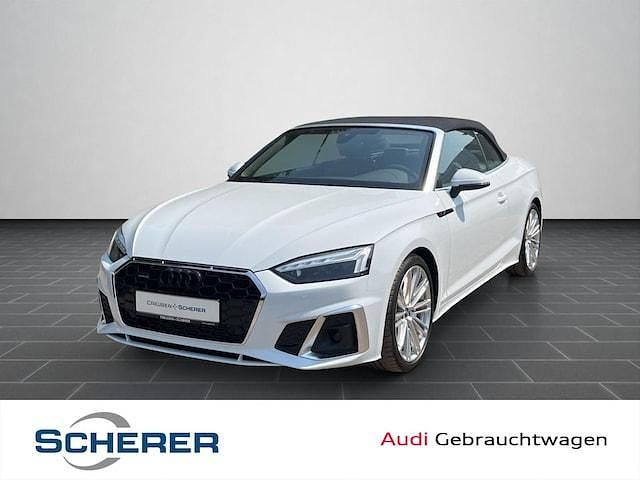 Weiß (metallic) Gebraucht 2022 Audi A5 Comfort Coupé | 34.800 € (Fairer Preis) - Bild 1/4