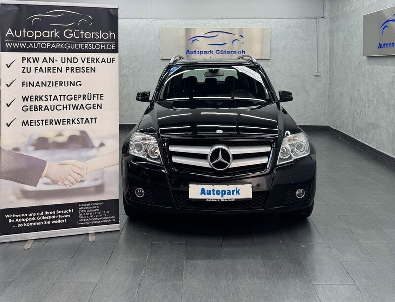 Schwarz Gebraucht 2011 Mercedes GLK200 SUV | 5.999 € (Etwas zu teuer) - Bild 1/4