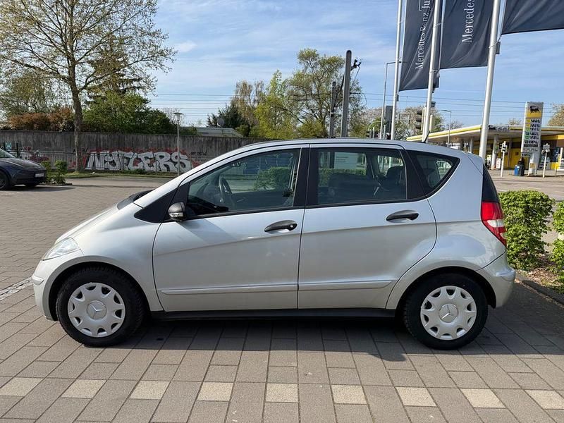 Gebraucht Mercedes A150 Classic 95 PS (69 kW) 2007 Silber Limousine