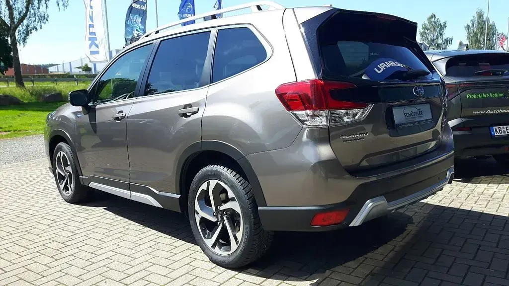 Gebraucht Subaru Forester Platinum 150 PS (110 kW) 2024 Braun SUV