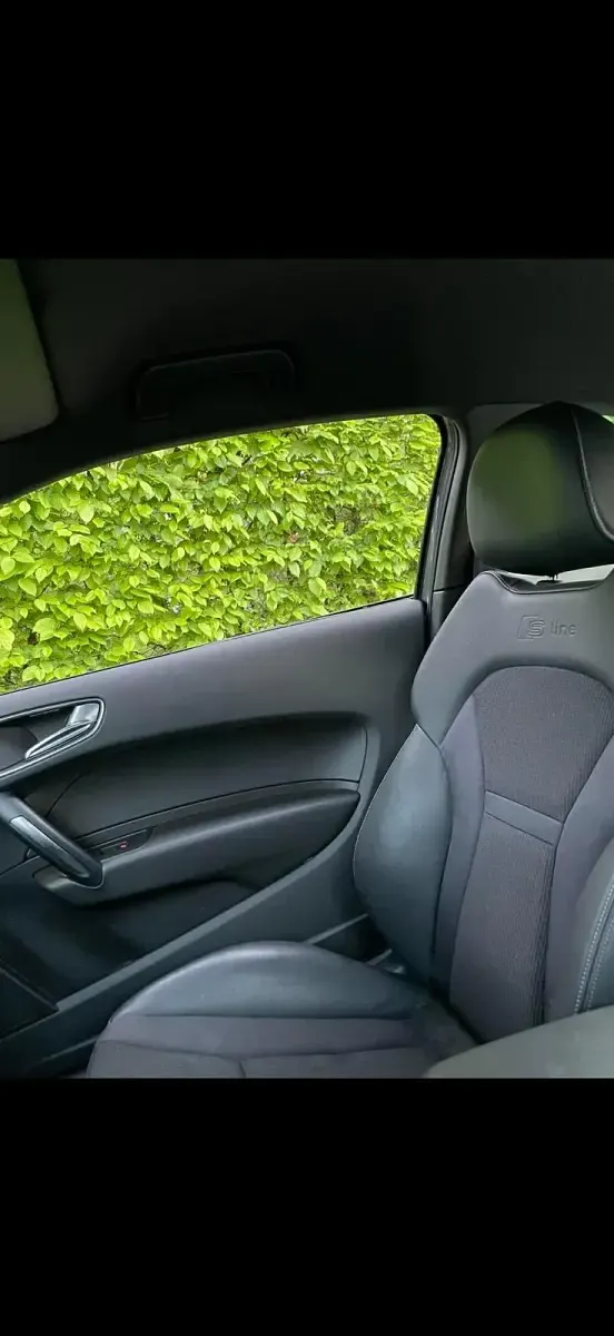 Gebraucht Audi A1 105 PS (77 kW) 2011 Grau Kleinwagen