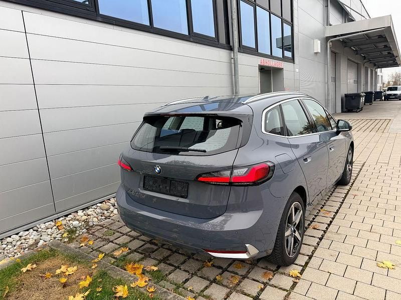 Gebraucht BMW 218 150 PS (110 kW) 2022 Grau Kombi