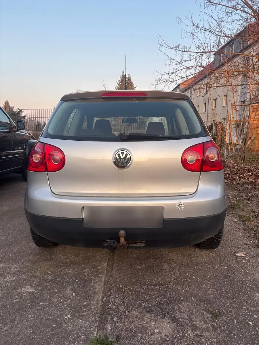Gebraucht VW Golf V 80 PS (58 kW) 2007 Silber Kleinwagen