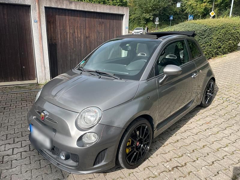 Grau Gebraucht 2013 Abarth 500C Cabrio | 9.900 € (Fairer Preis) - Bild 1/4