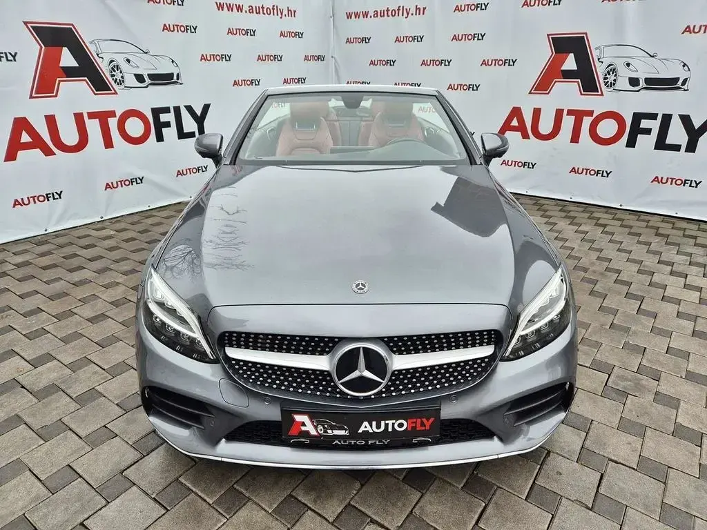 Gebraucht Mercedes 220 AMG 194 PS (142 kW) 2018 Grau Cabrio