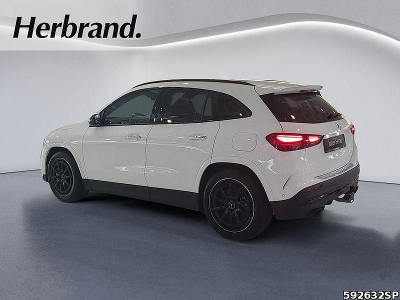 Gebraucht Mercedes GLA35 AMG AMG 306 PS (225 kW) 2025 Unilack polarweiß SUV