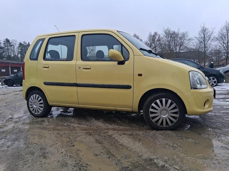 Gebraucht Opel Agila 60 PS (44 kW) 2004 Gelb Van / Kleinbus