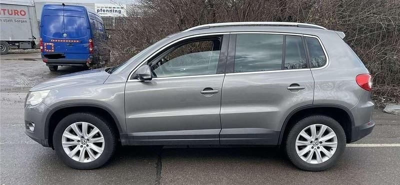 Gebraucht VW Tiguan Sport 140 PS (102 kW) 2008 Grau SUV