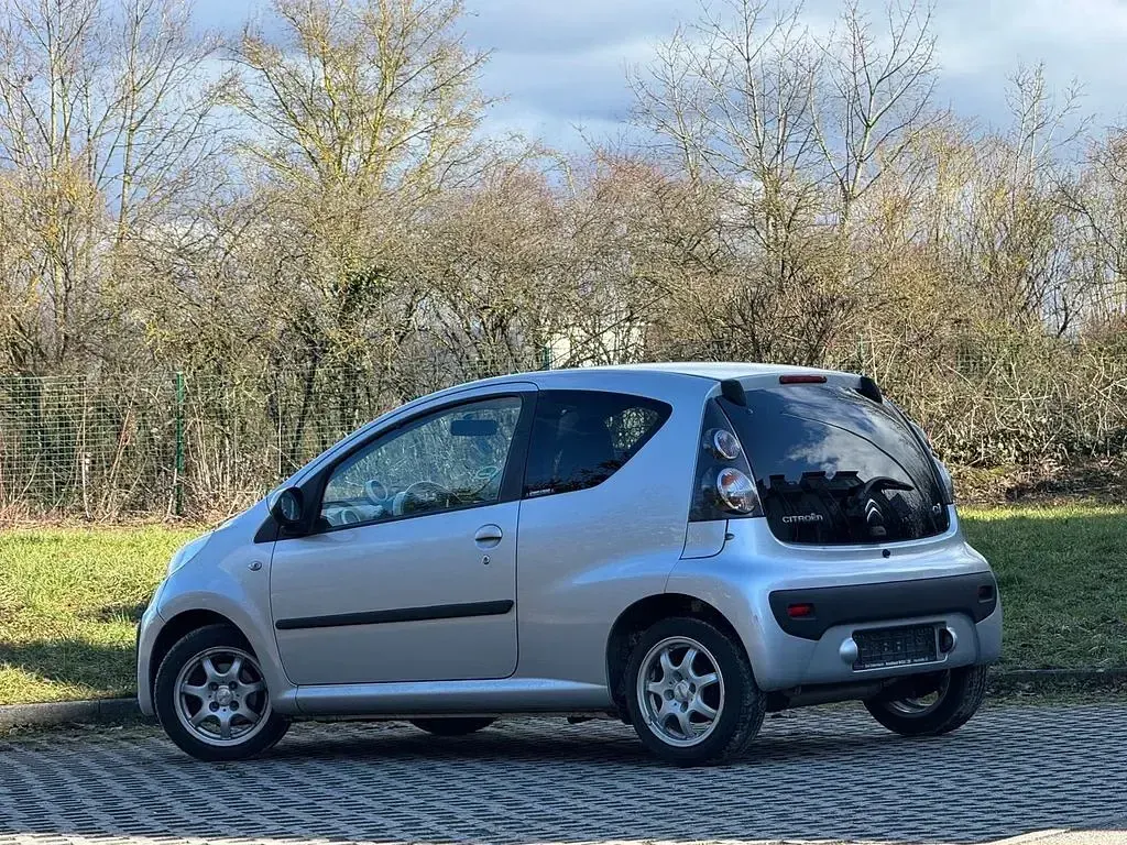 Gebraucht Citroën C1 Advance 68 PS (50 kW) 2012 Silber Kleinwagen
