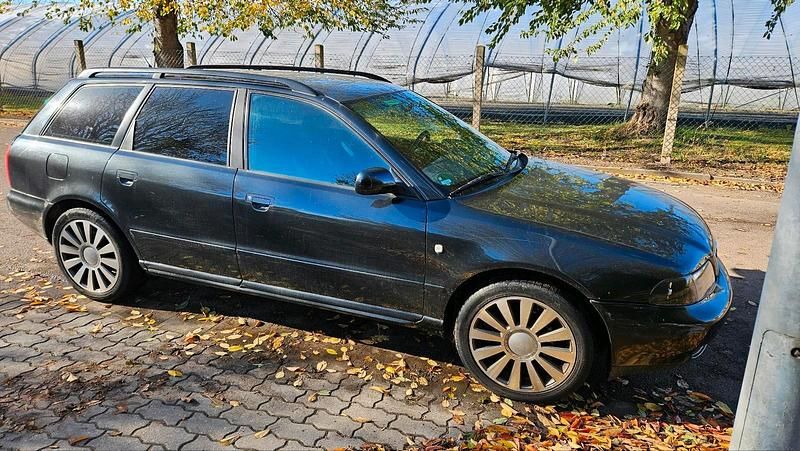 Gebraucht Audi A4 125 PS (91 kW) 1998 Kombi