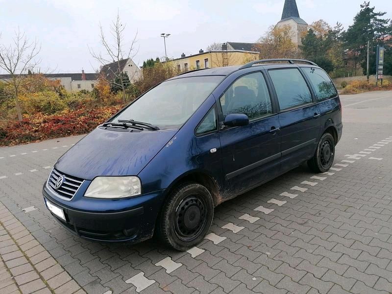 Blau Gebraucht 2001 VW Sharan Van / Kleinbus | 1.800 € (Fairer Preis) - Bild 1/4