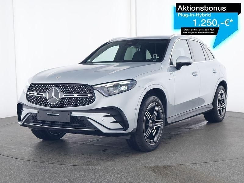 Silber Gebraucht 2025 Mercedes GLC300e AMG SUV | 68.680 € (Etwas zu teuer) - Bild 1/2