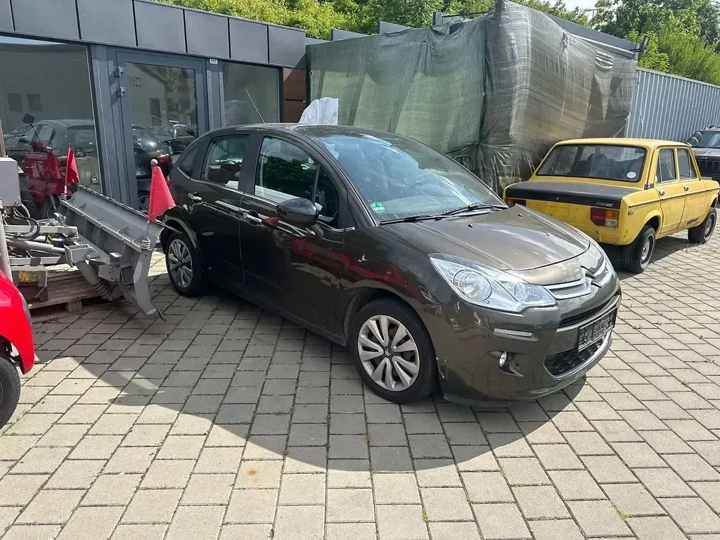 Gebraucht Citroën C3 SELECTION 82 PS (60 kW) 2014 Braun Limousine