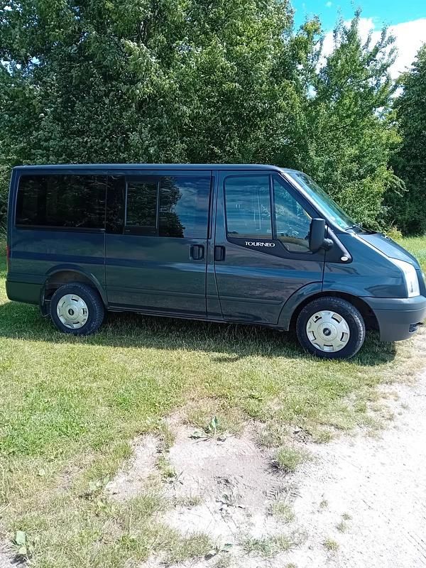 Gebraucht Ford Transit Tourneo 180 PS (132 kW) 2013 Andere farben Van / Kleinbus