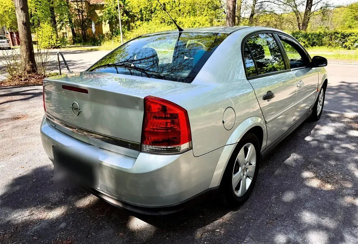 Gebraucht Opel Vectra 122 PS (89 kW) 2002 Silber Limousine