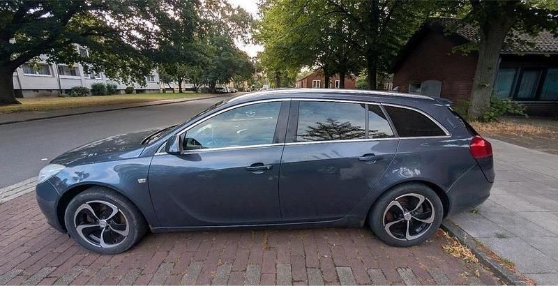 Andere außenfarben Gebraucht 2011 Opel Insignia Kombi | 3.100 € (Guter Preis) - Bild 1/4