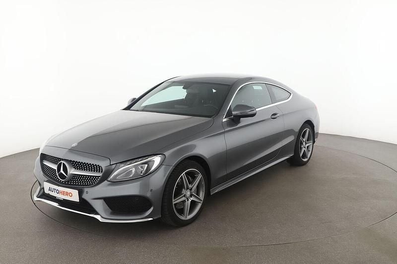 Grau Gebraucht 2016 Mercedes C180 AMG line Coupé | 23.060 € (Etwas zu teuer) - Bild 1/3