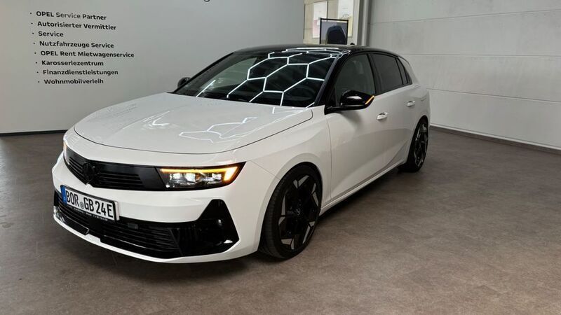 Gebraucht Opel Astra GSe 181 PS (133 kW) 2022 Jade weiss/arktis weiss Limousine