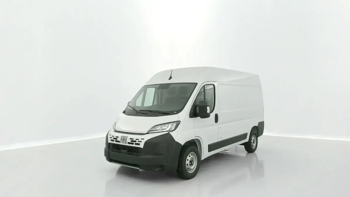 Neu Fiat Ducato 140 PS (102 kW) 2025 (blanc) Van