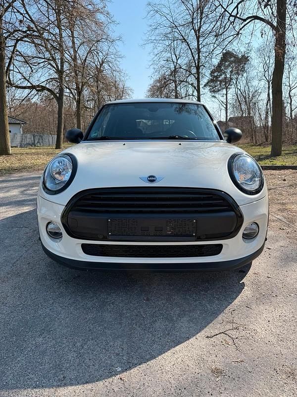 Gebraucht Mini ONE 102 PS (75 kW) 2017 Weiß Kleinwagen