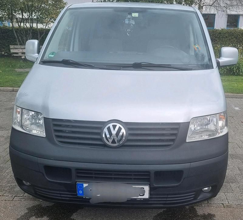 Gebraucht VW T5 131 PS (96 kW) 2008 Silber Van