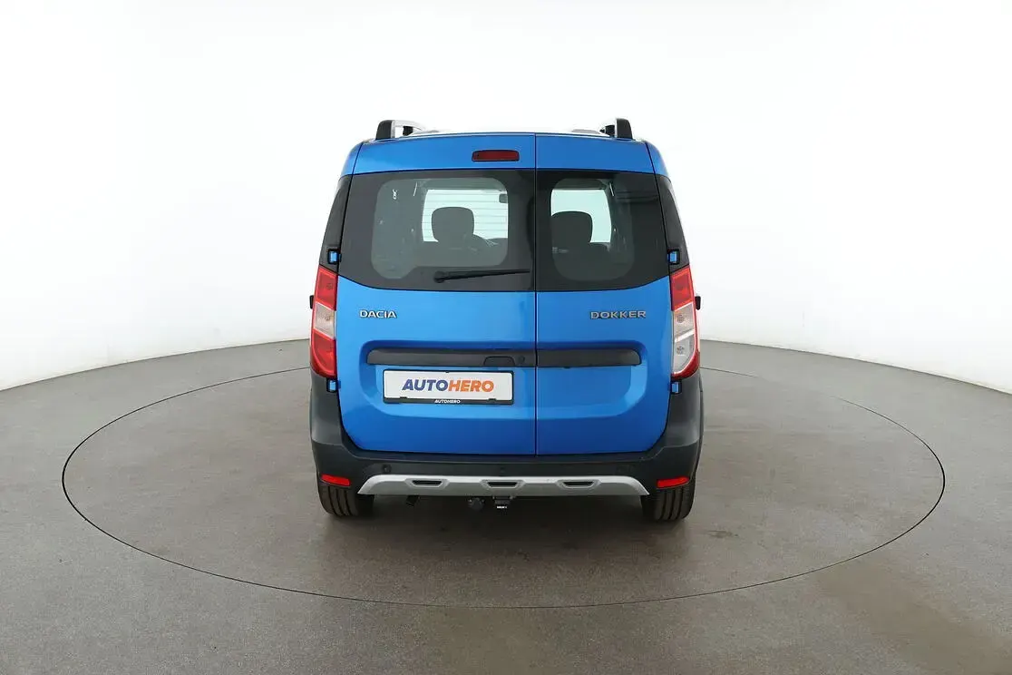 Gebraucht Dacia Dokker Stepway 131 PS (96 kW) 2020 Blau Van / Kleinbus