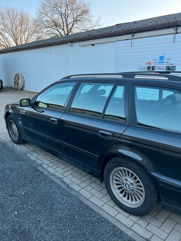 Gebraucht BMW 530 231 PS (169 kW) 2002 Schwarz Kombi