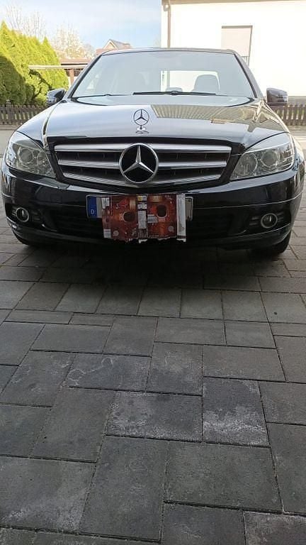 Gebraucht Mercedes C180 156 PS (114 kW) 2008 Schwarz Limousine