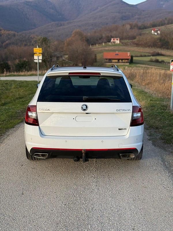 Gebraucht Skoda Octavia RS 230 PS (169 kW) 2017 Weiß Cabrio