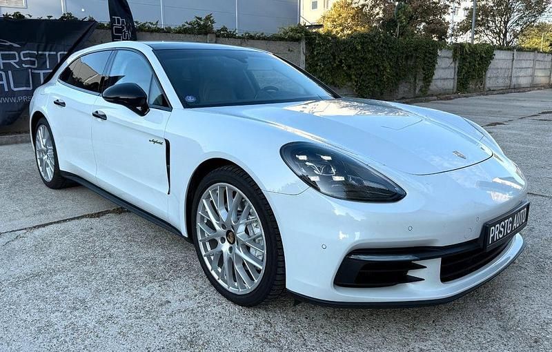 Weiß Gebraucht 2017 Porsche Panamera S E-Hybrid Sport Turismo Limousine | 41.990 € (Fairer Preis) - Bild 1/4