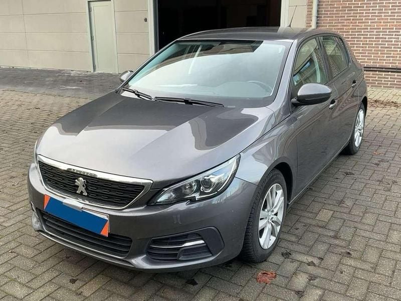 Gebraucht Peugeot 308 Active 110 PS (80 kW) 2020 Lackierung platiniumgrau Kleinwagen
