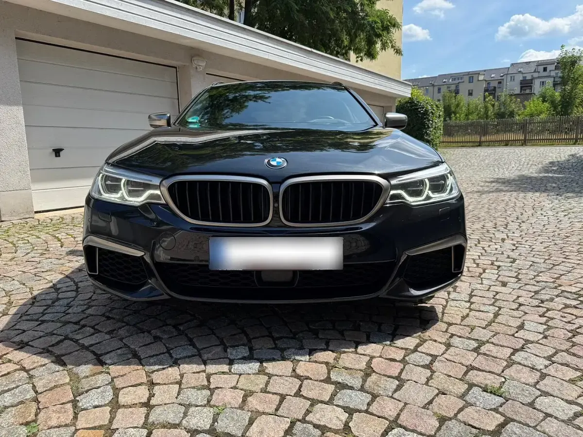 Gebraucht BMW M550 Shadowline 400 PS (294 kW) 2019 Schwarz Limousine