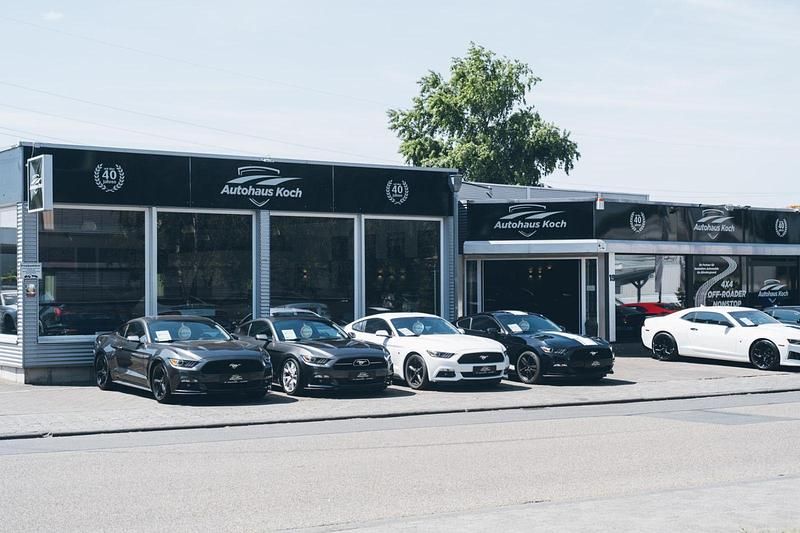 Silber Gebraucht 2018 Nissan Navara Tekna Abholung | 24.900 € (Etwas zu teuer) - Bild 1/4