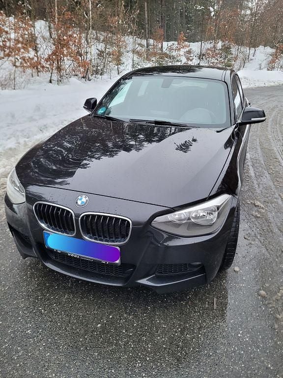 Schwarz Gebraucht 2013 BMW 116 M Sport Kleinwagen | 7.300 € (Superpreis) - Bild 1/4