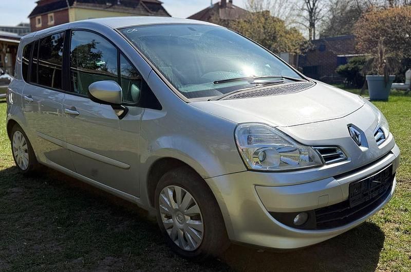 Używany Renault Modus Dynamique 101 KM (74 kW) 2008 Szary Minivan
