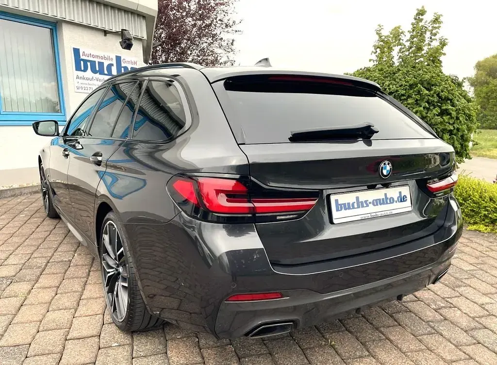 Gebraucht BMW 540 M Sport 340 PS (250 kW) 2021 Grau Kombi