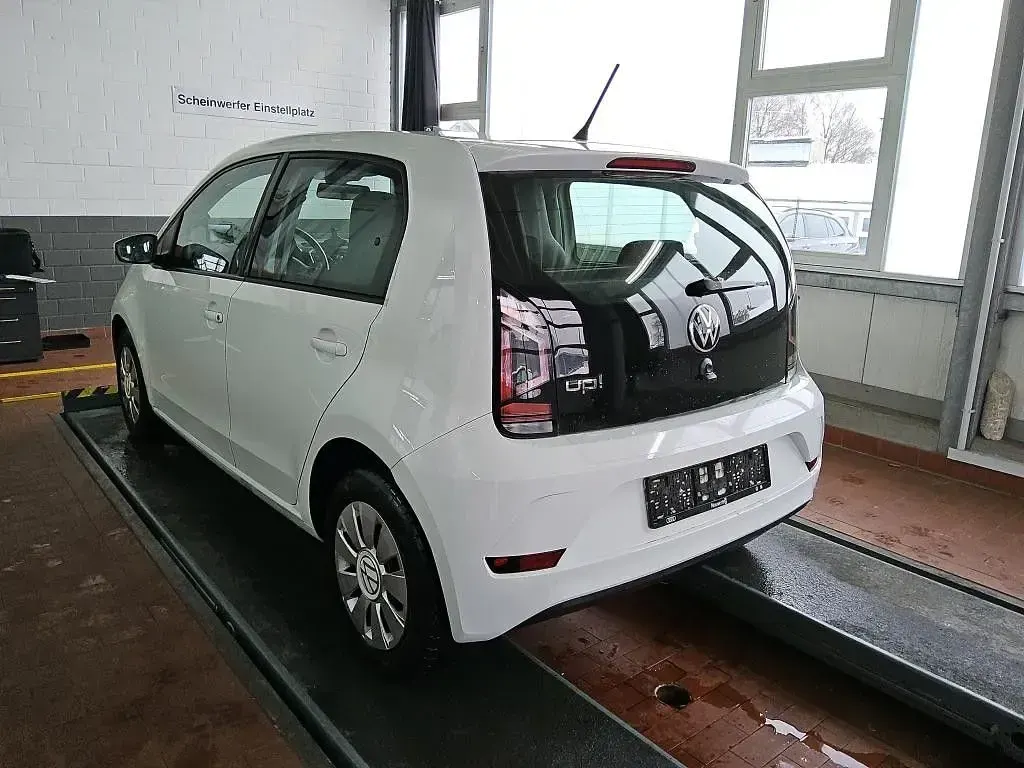 Gebraucht VW up! Basis 65 PS (47 kW) 2021 Weiß Kleinwagen