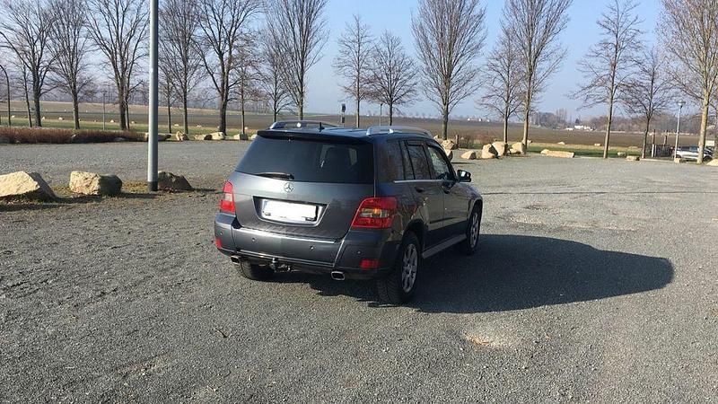 Gebraucht Mercedes GLK220 170 PS (125 kW) 2009 Grau SUV