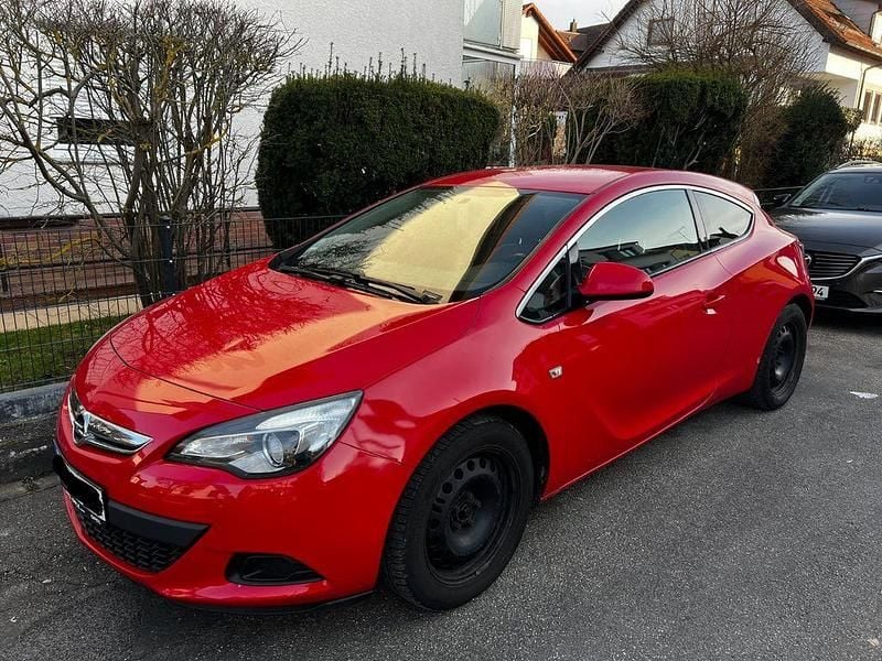Gebraucht Opel Astra GTC 120 PS (88 kW) 2014 Rot Coupé