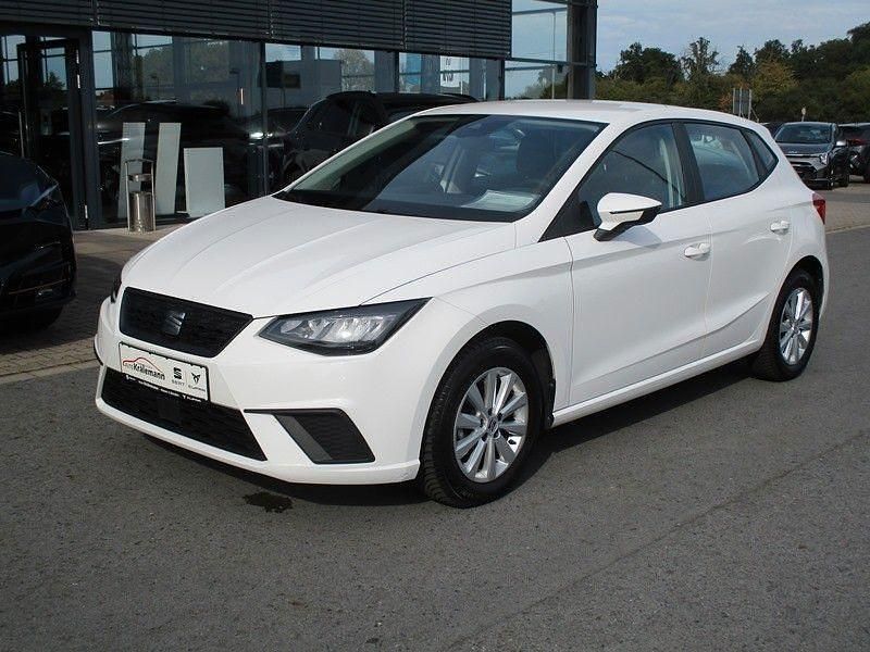 Weiß Gebraucht 2022 Seat Ibiza Style Limousine | 11.990 € (Guter Preis) - Bild 1/4