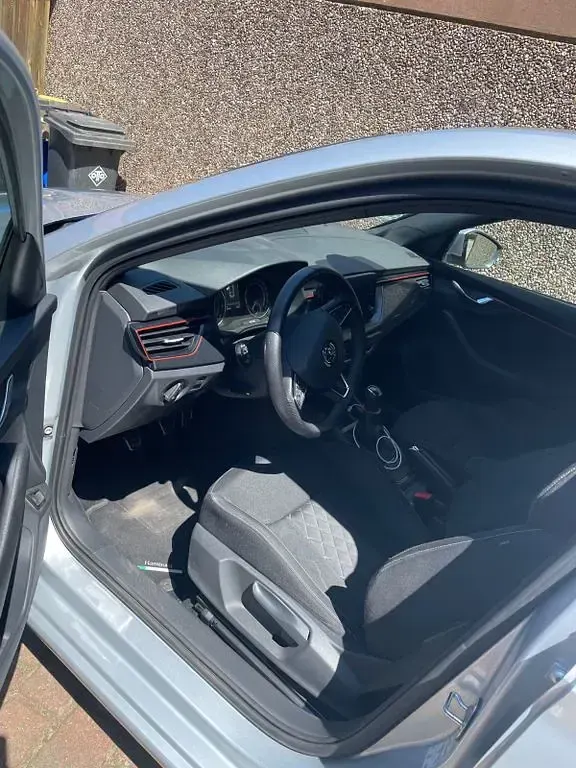Gebraucht Skoda Scala Ambition 116 PS (85 kW) 2019 Silber Kleinwagen